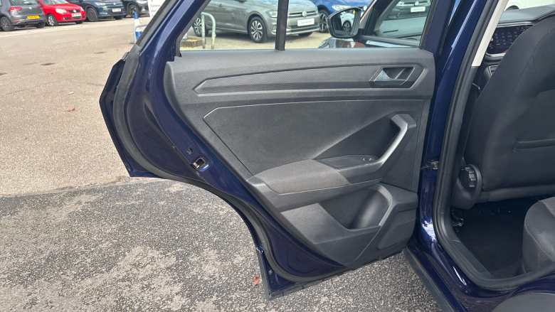 Volkswagen T-Roc 1.0 TSI SE 5dr Petrol Hatchback